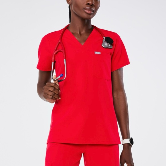 Figs Pop Red Scrub Set - Picture 1 of 6